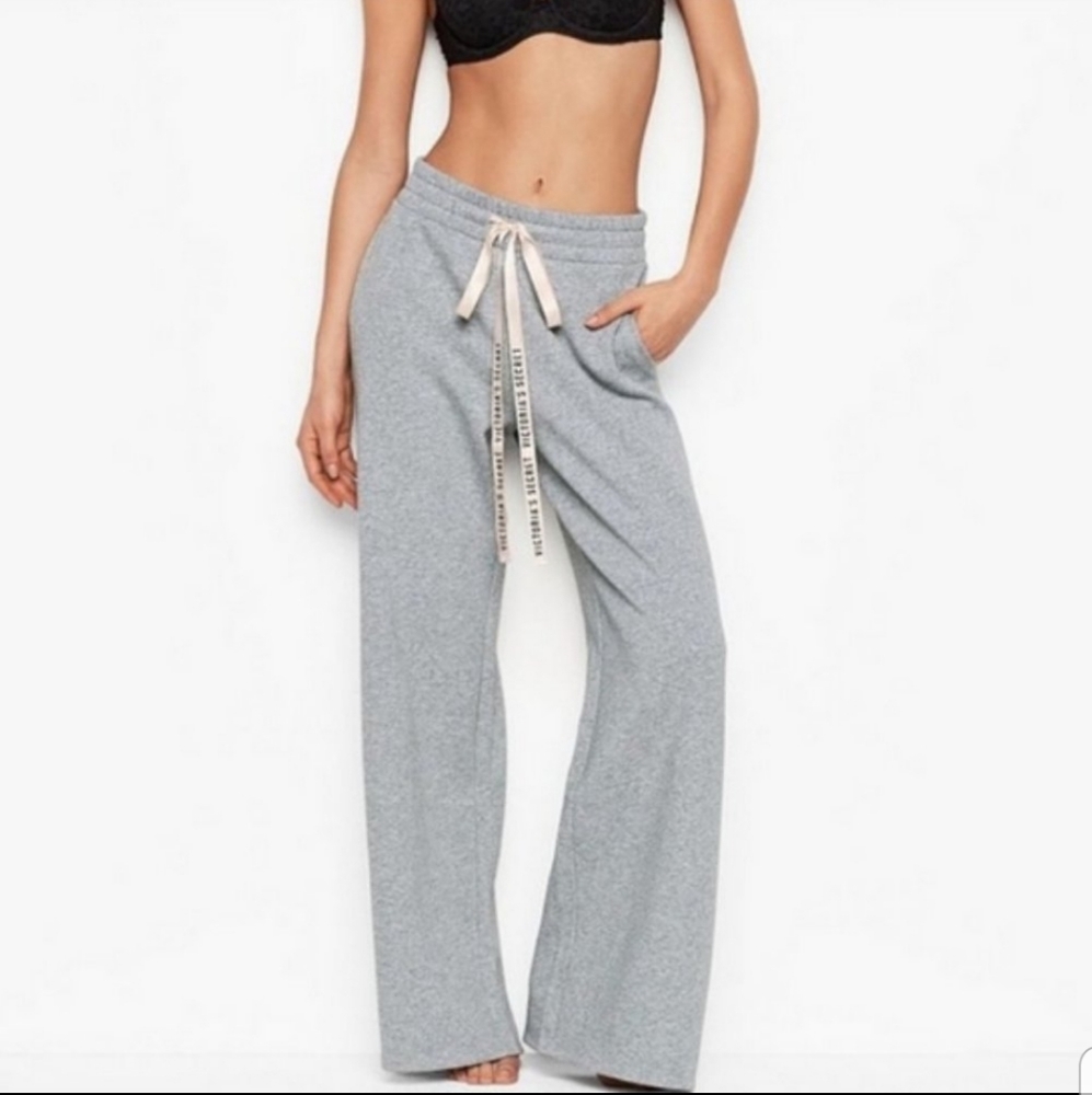 Victoria's Secret Essential Boyfriend Pant Size M